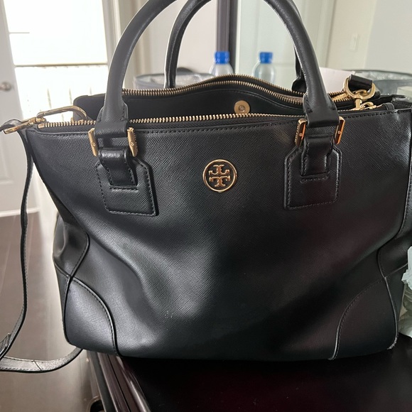 Tory Burch Classic Tote Bag - Picture 4 of 5